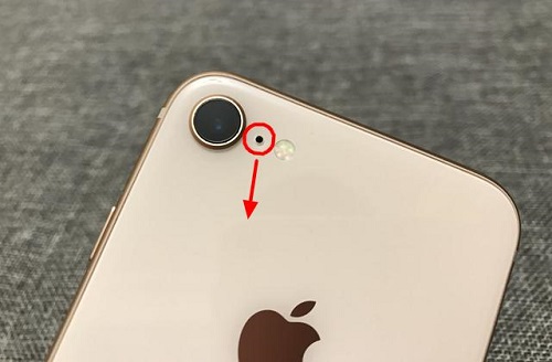 iPhone  X  究竟有几个麦克风？