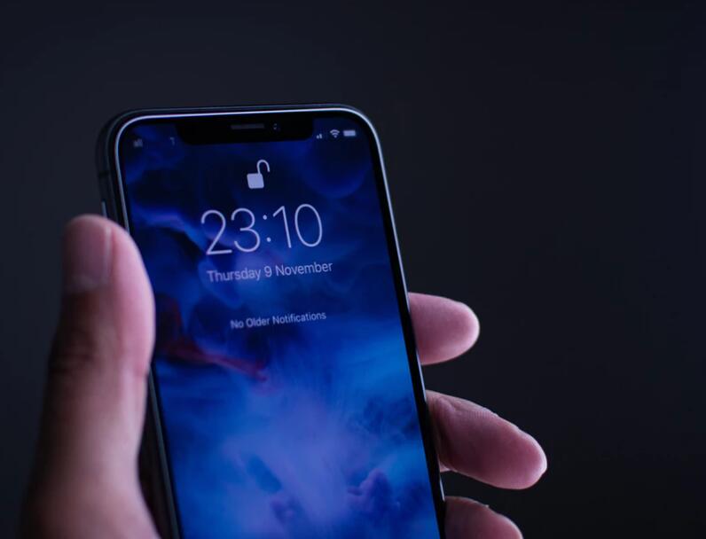 为什么不要购买无面容 ID  的 iPhone  X？