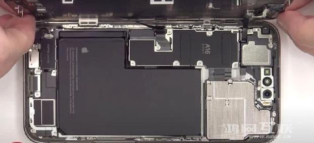 iPhone  14 Pro  Max内部结构长什么样？看iPhone  14 Pro  Max拆解