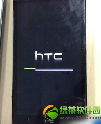 ios7.0.4越狱卡在configuring system 2/2不动处理办法