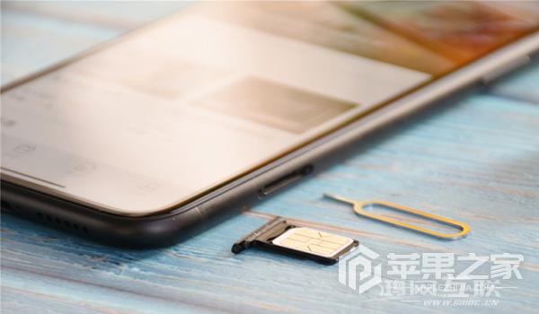 iPhone XR是曲面屏手机吗