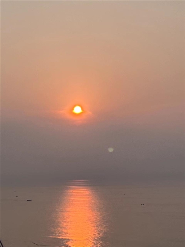 全国多地迎新年绝美日出:2023年第一缕阳光太美-第1张图片-9158手机教程网 全国多地迎新年绝美日出:2023年第一缕阳光太美-第1张图片-9158手机教程网
