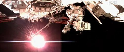 中国空间站能量粒子探测器成功安装:自主研发 将开启10年运行-第1张图片-9158手机教程网 中国空间站能量粒子探测器成功安装:自主研发 将开启10年运行-第1张图片-9158手机教程网