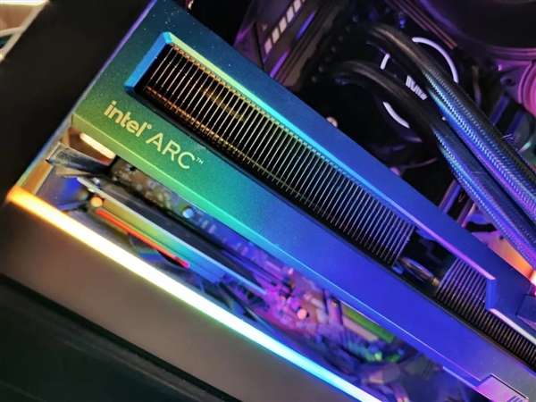 不是高温 就是烧了:AMD、NVIDIA真是卧龙凤雏啊!-第19张图片-9158手机教程网 不是高温 就是烧了:AMD、NVIDIA真是卧龙凤雏啊!-第19张图片-9158手机教程网