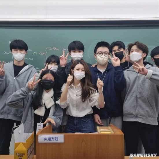 韩国美女数学老师走红 女团级颜值课堂爆满:微积分旷课算我输-第2张图片-9158手机教程网 韩国美女数学老师走红 女团级颜值课堂爆满:微积分旷课算我输-第2张图片-9158手机教程网
