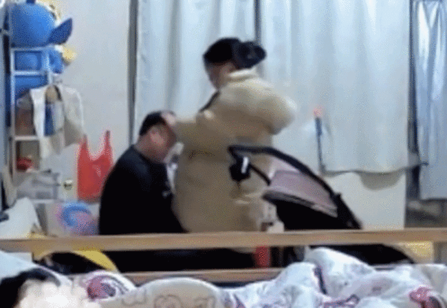 丈夫深夜崩溃痛哭妻子一把搂入怀:第一次见丈夫哭的这么伤心-第4张图片-9158手机教程网 丈夫深夜崩溃痛哭妻子一把搂入怀:第一次见丈夫哭的这么伤心-第4张图片-9158手机教程网