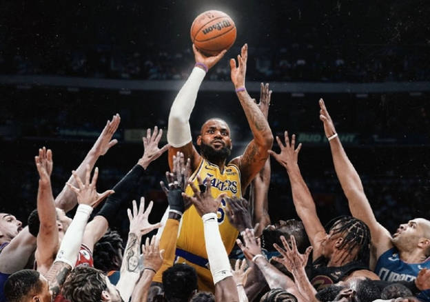 詹姆斯加冕NBA历史得分王 哈登杜兰特库里共同祝贺-第13张图片-9158手机教程网 詹姆斯加冕NBA历史得分王 哈登杜兰特库里共同祝贺-第13张图片-9158手机教程网