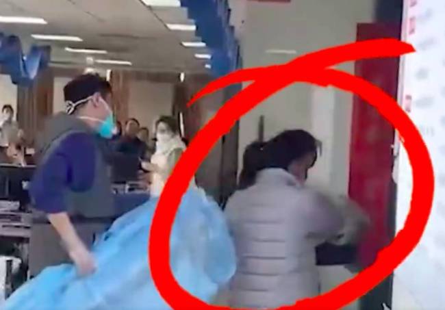 女工人在厕所5分钟产子:不知怀孕 网友:三胎这么顺滑吗-第1张图片-9158手机教程网 女工人在厕所5分钟产子:不知怀孕 网友:三胎这么顺滑吗-第1张图片-9158手机教程网