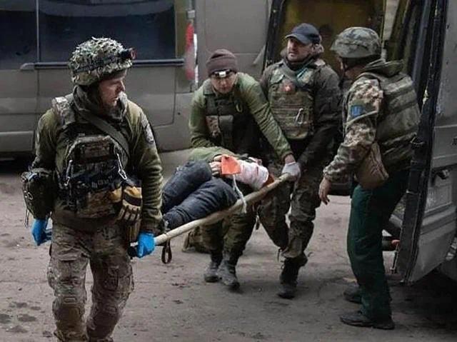 乌军阵亡25万总伤亡或超百万创二战结束以来新高!新兵活不过4小时-第2张图片-9158手机教程网 乌军阵亡25万总伤亡或超百万创二战结束以来新高!新兵活不过4小时-第2张图片-9158手机教程网