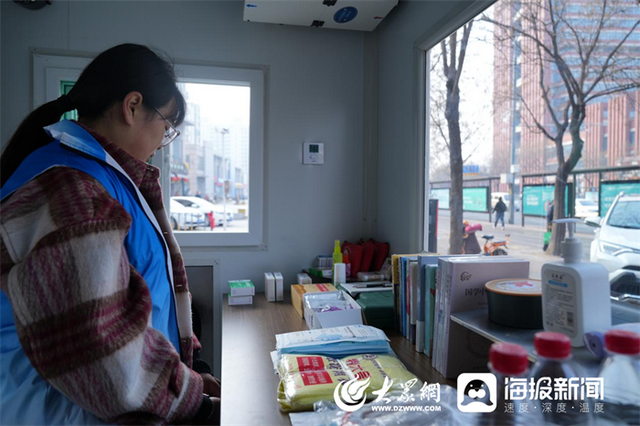 核酸采样亭被改造成骑手加油站 多个城市核酸采样亭变身成服务站-第3张图片-9158手机教程网 核酸采样亭被改造成骑手加油站 多个城市核酸采样亭变身成服务站-第3张图片-9158手机教程网