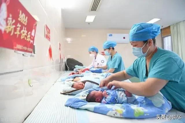 媒体:18年后中国恐将人人可上大学 高校“缩编”已悄然开始-第6张图片-9158手机教程网 媒体:18年后中国恐将人人可上大学 高校“缩编”已悄然开始-第6张图片-9158手机教程网