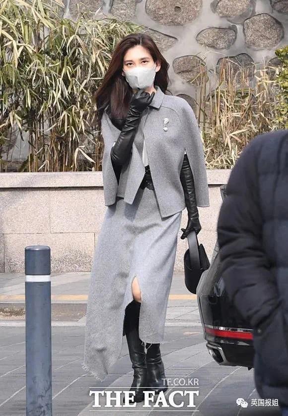 三星长公主离婚后颜值回春 参加儿子中学毕业典礼-第8张图片-9158手机教程网 三星长公主离婚后颜值回春 参加儿子中学毕业典礼-第8张图片-9158手机教程网