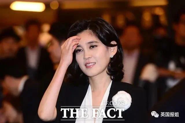 三星长公主离婚后颜值回春 参加儿子中学毕业典礼-第43张图片-9158手机教程网 三星长公主离婚后颜值回春 参加儿子中学毕业典礼-第43张图片-9158手机教程网
