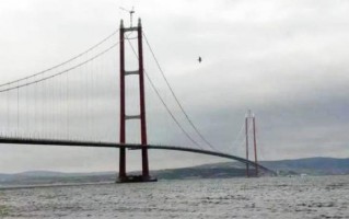 “四川造”土耳其大桥地震中无恙 设计抗震等级10级