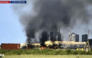 SpaceX星舰测试引发重大火灾：数百米外都烧起来了