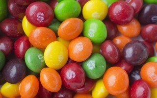 玛氏彩虹糖被指控可致人体DNA发生改变：已被消费者起诉