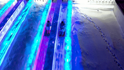 东北500米超长冰滑梯走红！世界最长“出溜滑”：1秒10米风驰电掣-第1张图片-9158手机教程网