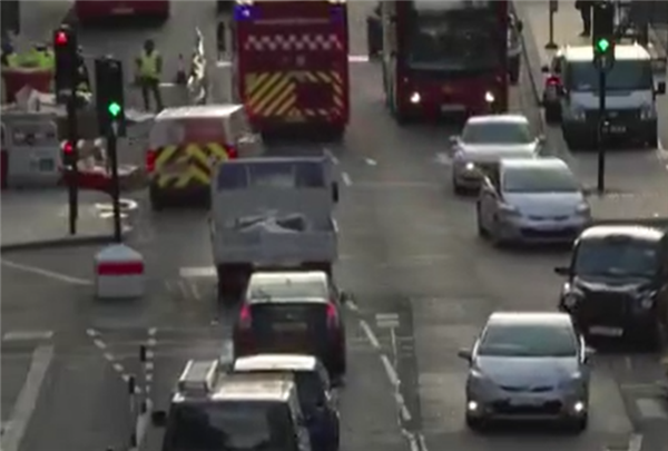 伦敦连续两年蝉联全球最堵城市：司机一年人均堵车156小时-第1张图片-9158手机教程网
