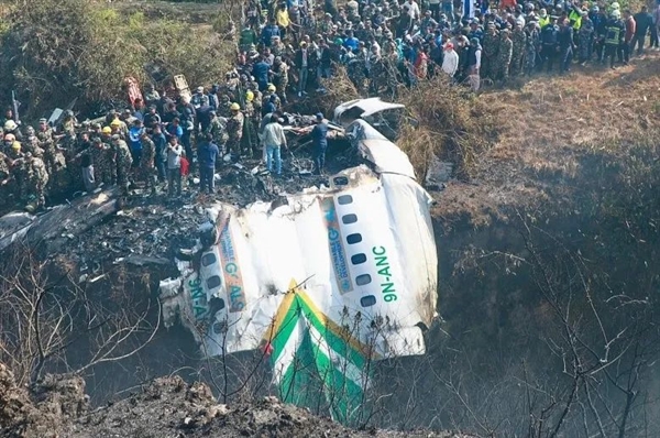尼泊尔空难女副驾：差十几秒就是机长、丈夫16年前也死于空难-第4张图片-9158手机教程网