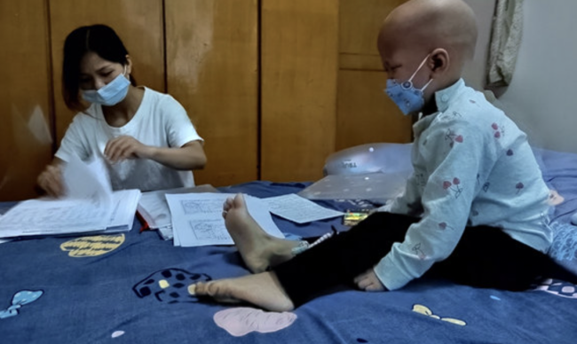 3岁女童喊脚疼被确诊癌症晚期 一开始以为是感冒-第1张图片-9158手机教程网
