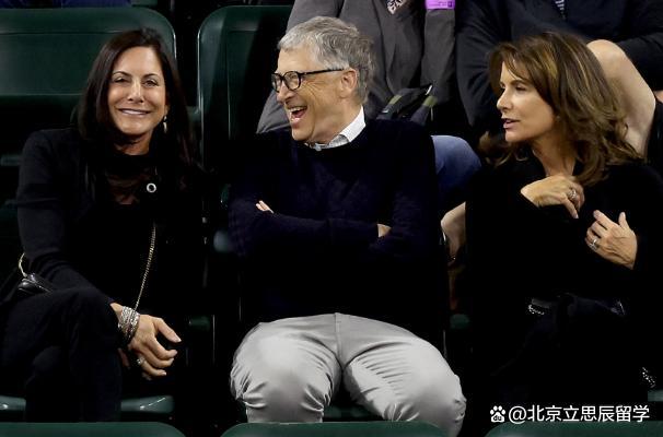 比尔·盖茨离婚后新女友曝光 竟是前甲骨文总裁遗孀 盖茨笑的眼睛都看不见了-第6张图片-9158手机教程网