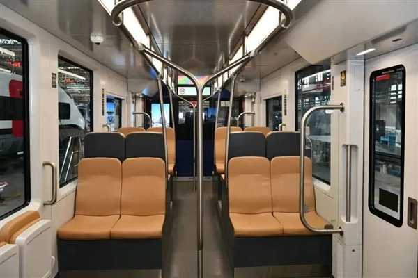 中企向葡萄牙交付首列地铁列车：中国第一次打入欧盟-第4张图片-9158手机教程网